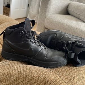 NIKE shoes. VERY RARE.